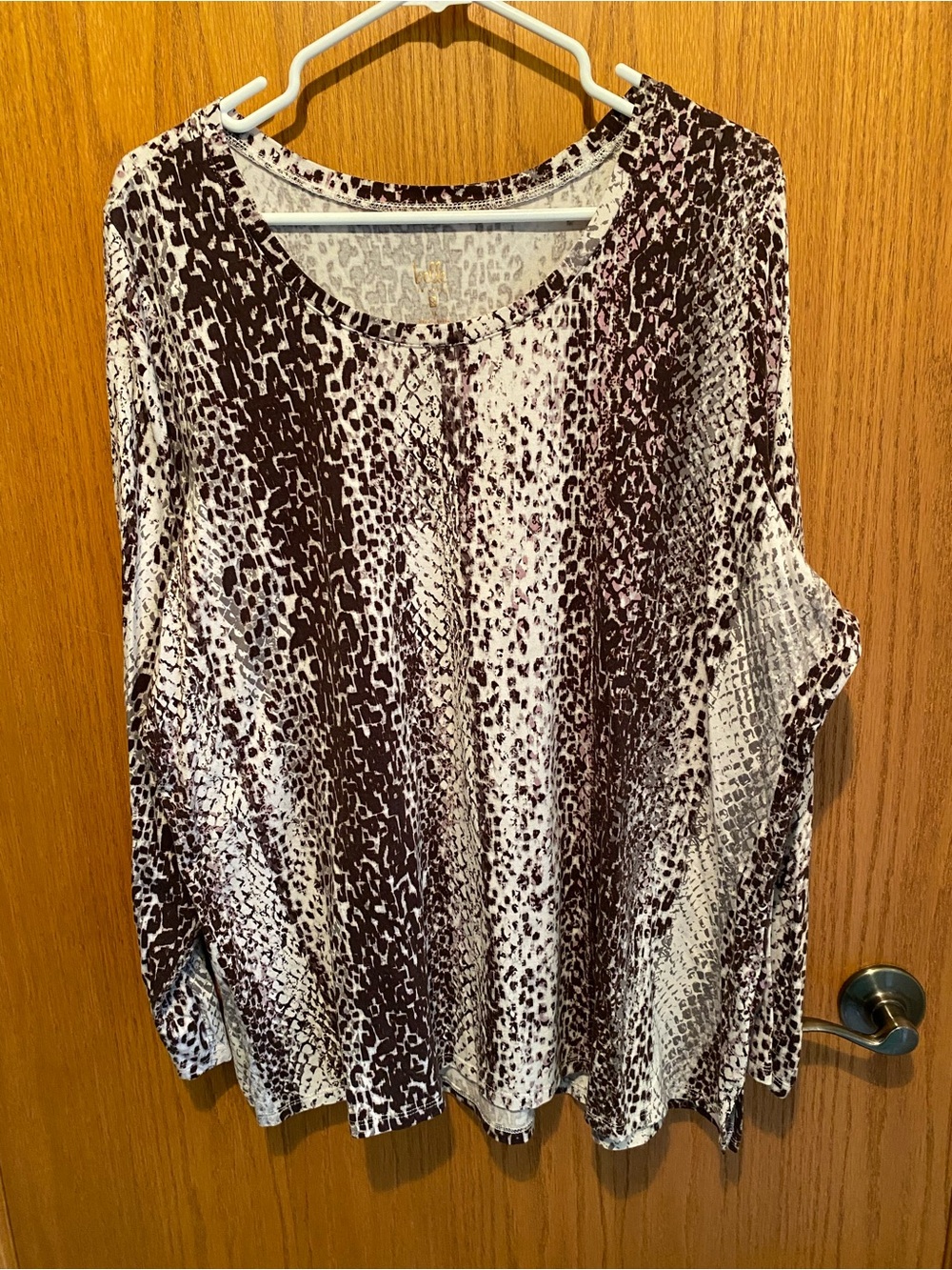 Belle by Kim Gravel Women’s Long Sleeve Animal Top